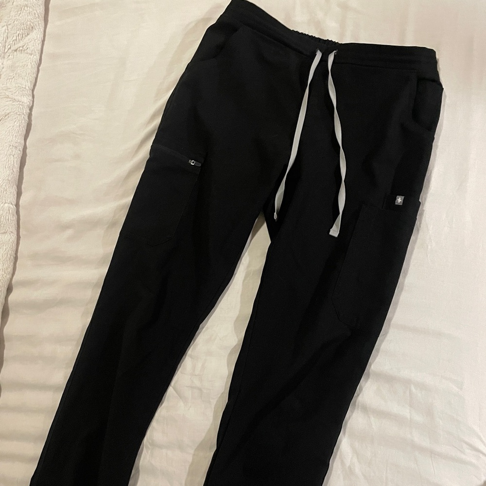 FIGS Zola Skinny scrub pants - S